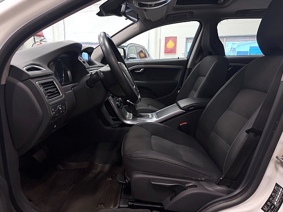 Volvo XC70 3 of 13