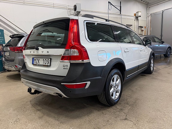 Volvo XC70 10 of 13