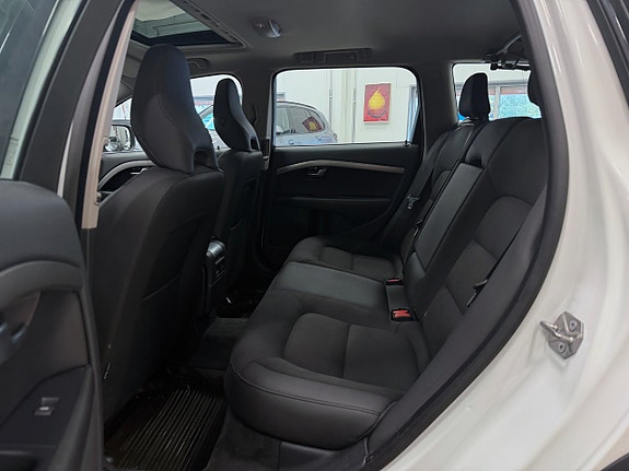 Volvo XC70 6 of 13