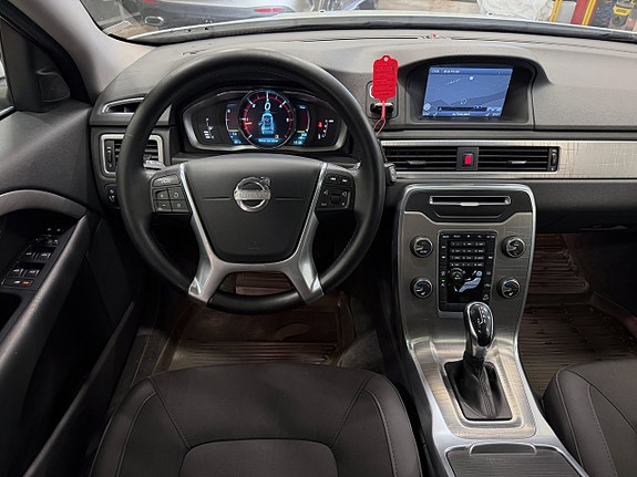 Volvo XC70 4 of 13