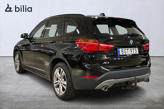 BMW X1 4 of 26