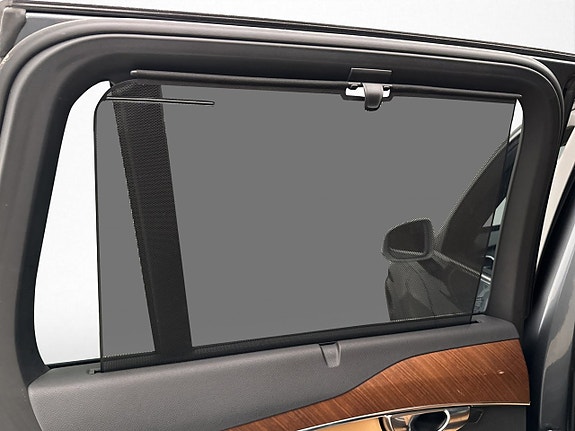 Volvo XC90 30 of 30