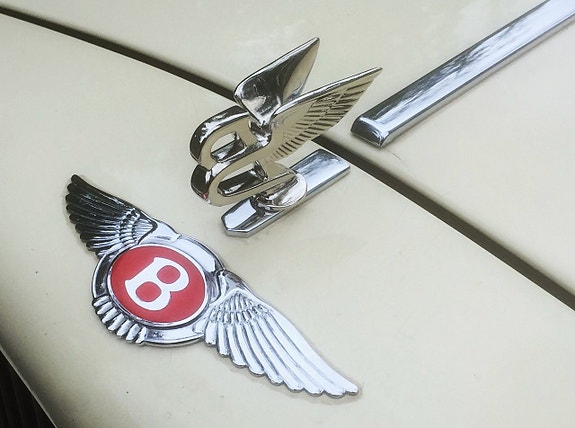 Bentley Turbo R 2 of 18