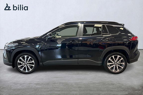 Toyota Corolla Cross 3 of 22