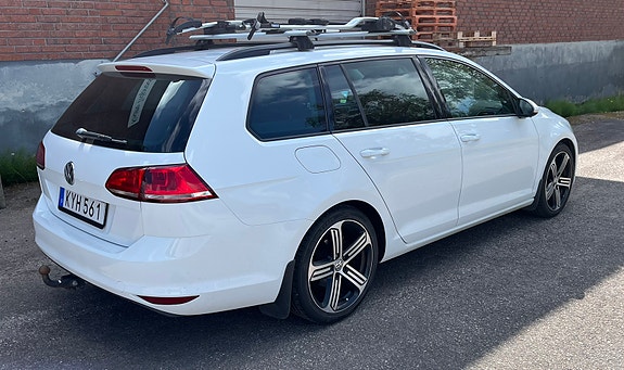 Volkswagen Golf VII 2 of 4