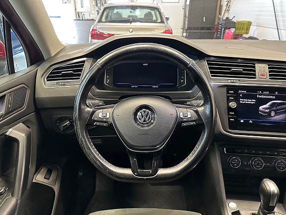 Volkswagen Tiguan Allspace 24 of 30