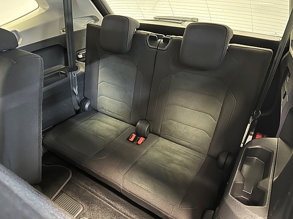 Volkswagen Tiguan Allspace 22 of 30