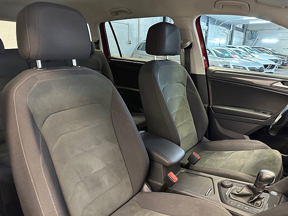 Volkswagen Tiguan Allspace 17 of 30