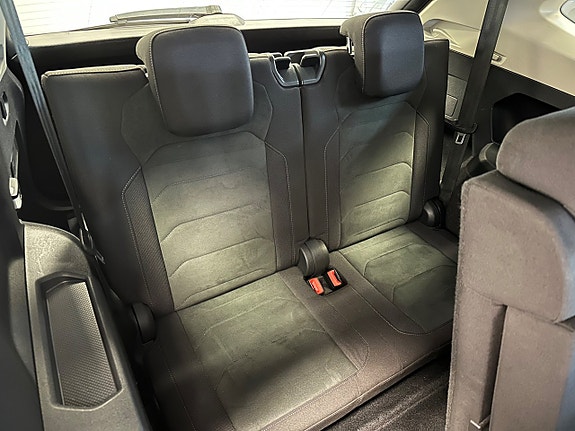 Volkswagen Tiguan Allspace 23 of 30