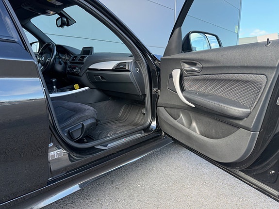 BMW 118d 5 of 27
