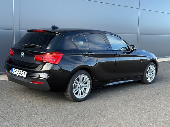 BMW 118d 4 of 27