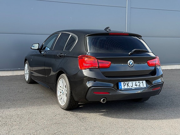 BMW 118d 12 of 27