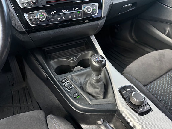 BMW 118d 23 of 27