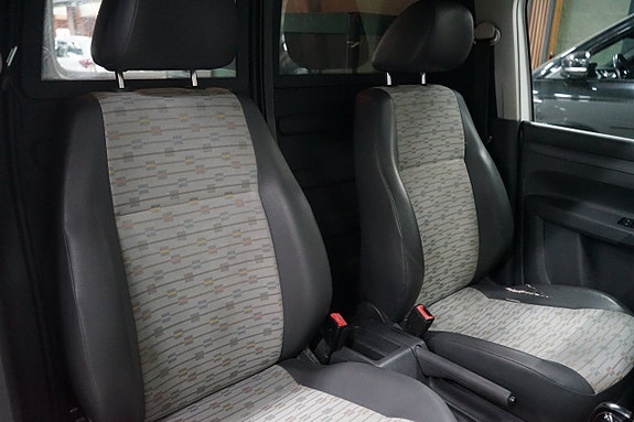 Volkswagen Caddy 8 of 12