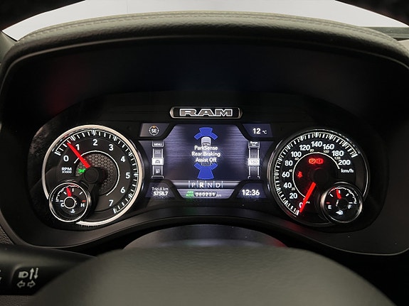 Dodge RAM 1500 26 of 30