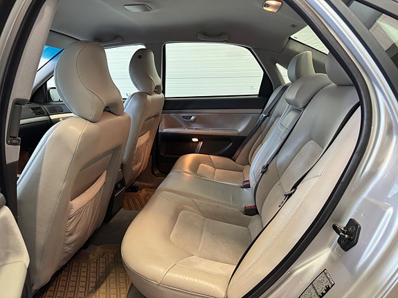 Volvo S80 17 of 20
