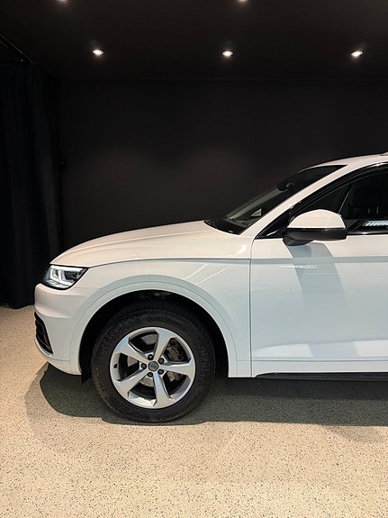 Audi Q5 5 of 19