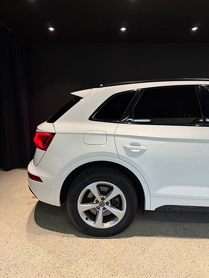Audi Q5 7 of 19