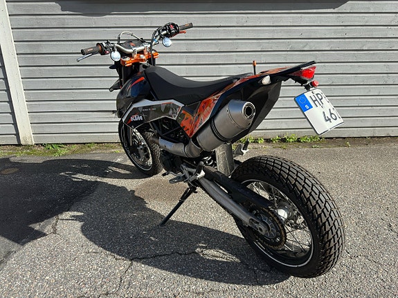KTM 690 SMC 6 of 10