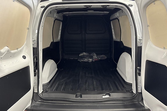 Mercedes-Benz eCitan 16 of 19