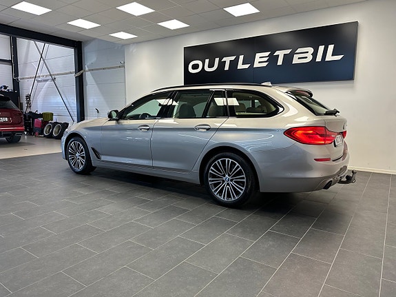 BMW 520d 3 of 30