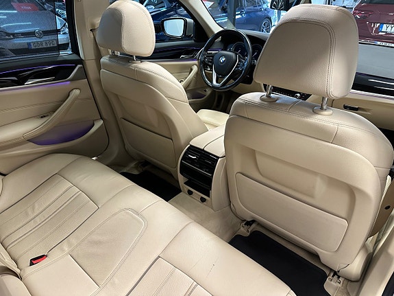 BMW 520d 19 of 30