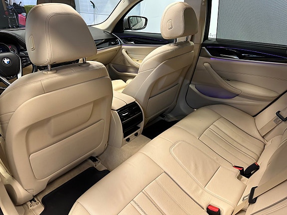 BMW 520d 18 of 30