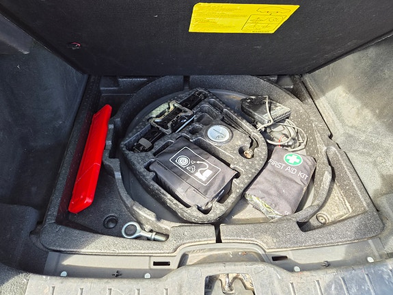 Volvo V50 7 of 15