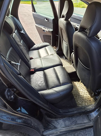 Volvo V50 8 of 15