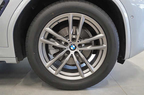 BMW X3 14 of 17