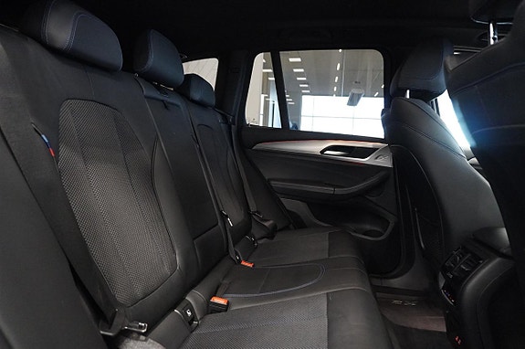 BMW X3 13 of 17