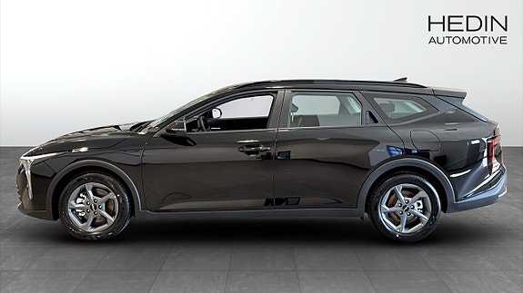 Kia K4 6 of 12
