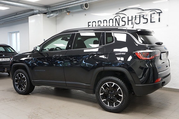 Jeep Compass 2 of 21