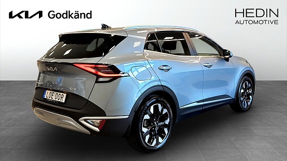 Kia Sportage 2 of 12