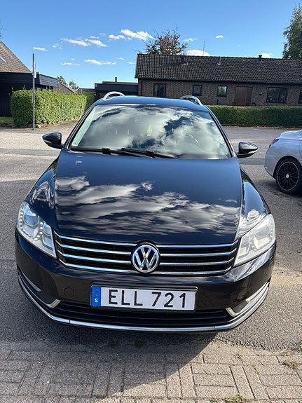 Volkswagen Passat 3 of 6