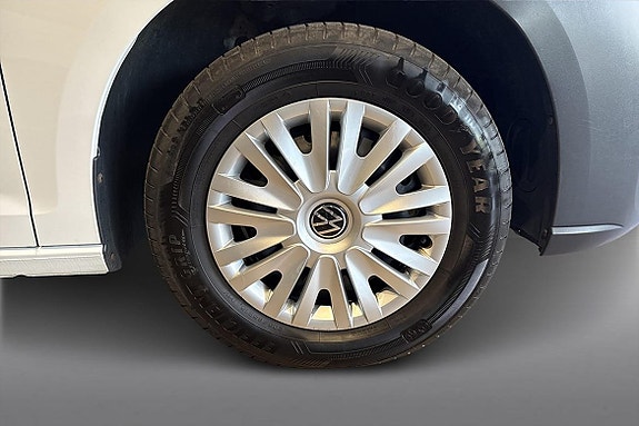 Volkswagen Caddy 13 of 19