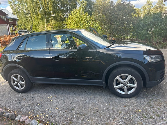 Audi Q2 4 of 7