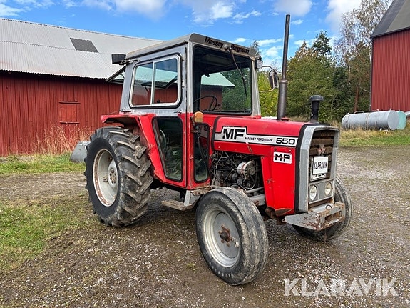 Veterantraktor Massey Ferguson 550-2 MP med s 2 of 6