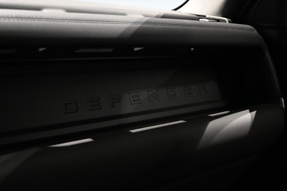 Land Rover Defender 90 20 of 30