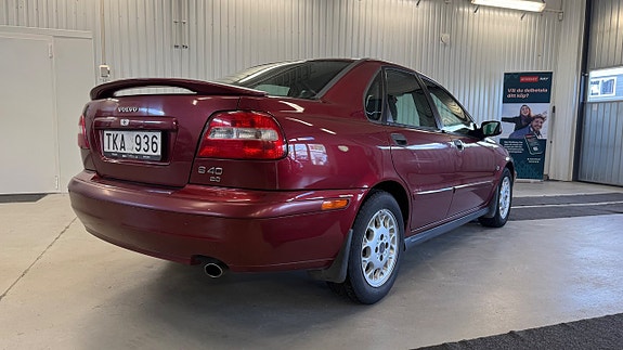 Volvo S40 8 of 19