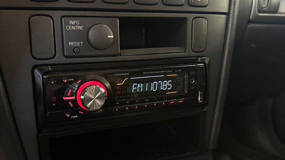 Volvo S40 14 of 19