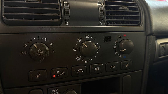 Volvo S40 15 of 19