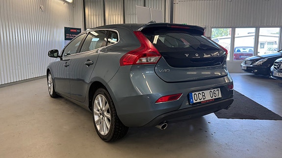 Volvo V40 6 of 26