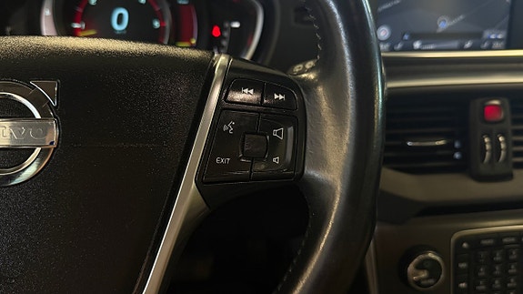 Volvo V40 19 of 26