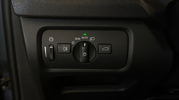 Volvo V40 21 of 26