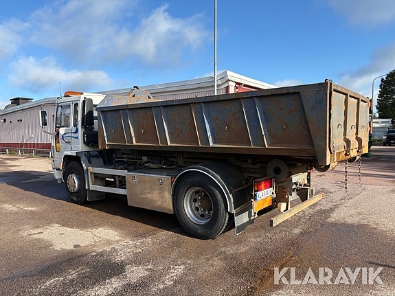 Lastväxlare Volvo FL6 med flak 3 of 6