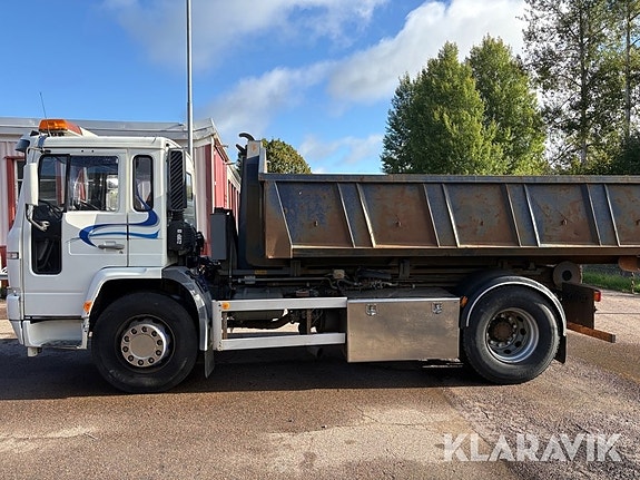 Lastväxlare Volvo FL6 med flak 2 of 6