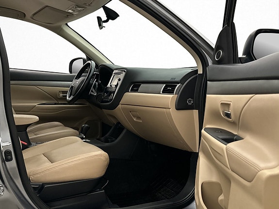 Mitsubishi Outlander 26 of 30
