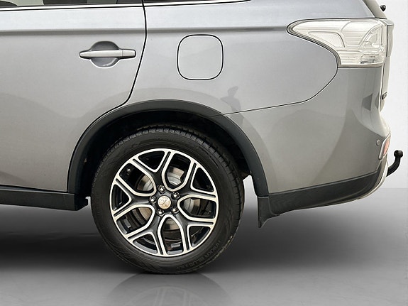 Mitsubishi Outlander 28 of 30