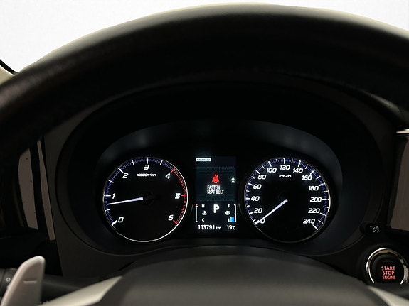 Mitsubishi Outlander 17 of 30